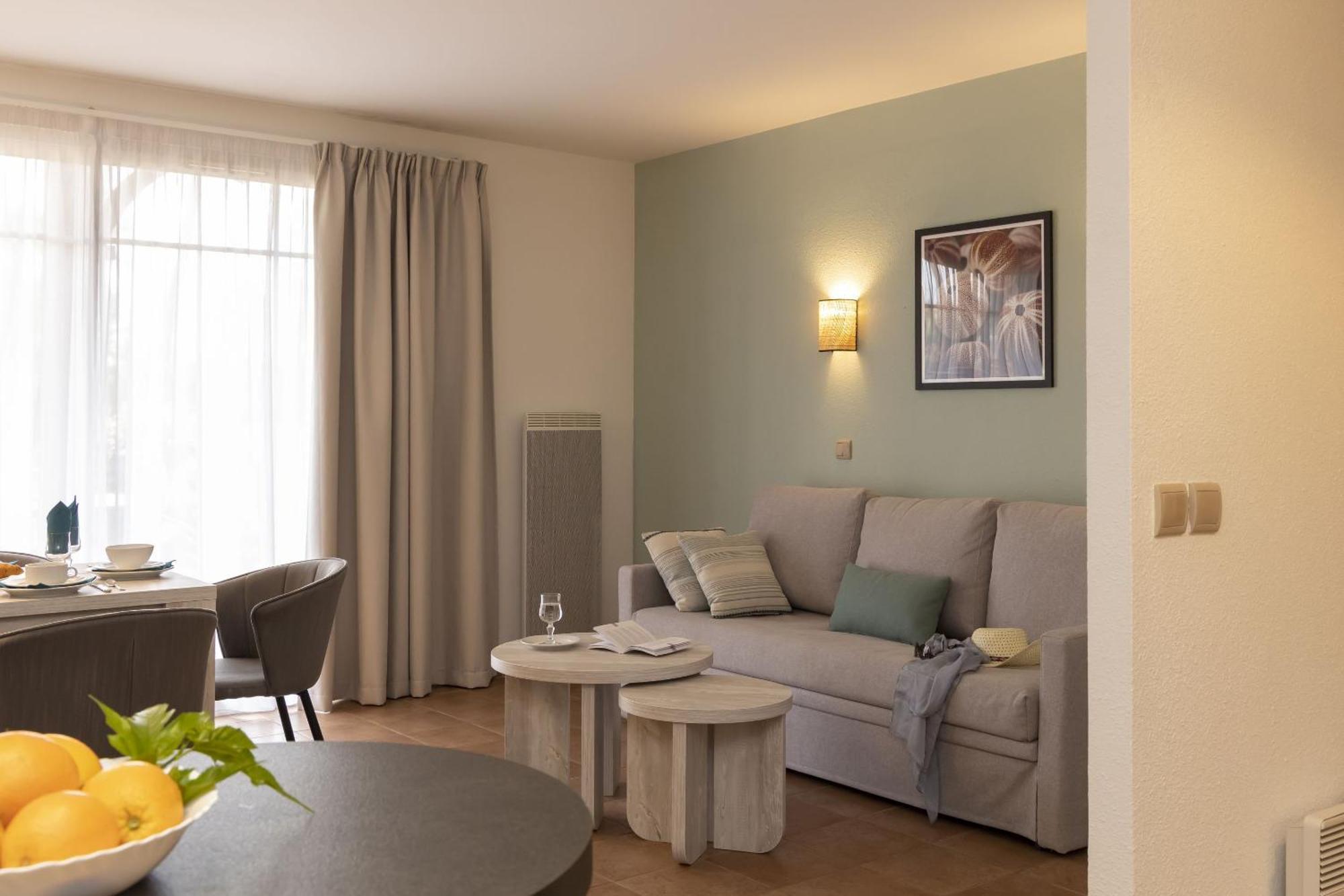 Résidence Prestige Odalys Les Greens Du Bassin 3*